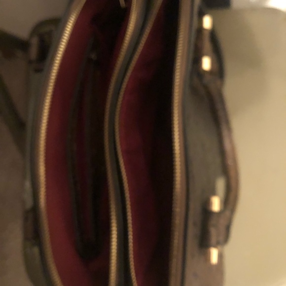 Pretty brown bag large and roomy used 2 times - Picture 2 of 2